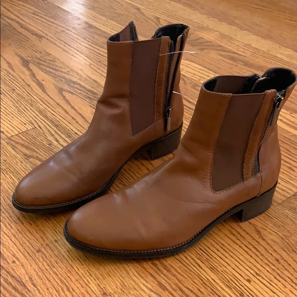 russell and bromley aquatalia